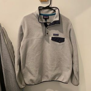 PATAGONIA SYNCHILLA PULLOVER SNAP-T WHITE AND GRAY